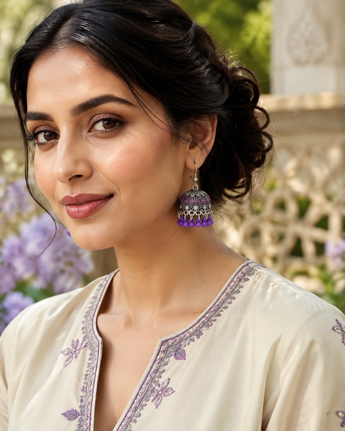 Nilofer Jhumkas